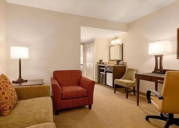 Country Inn & Suites By Radisson, Calgary-Northeast
