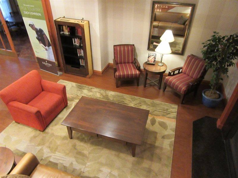 Hotel Country & By Radisson, Calgary-northeast Calgary