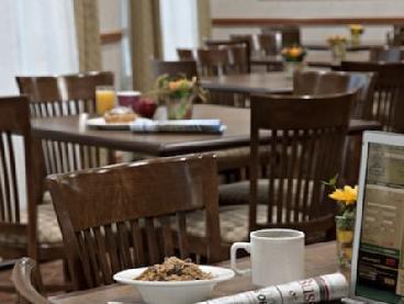 Country & By Radisson, Calgary-northeast Hotel