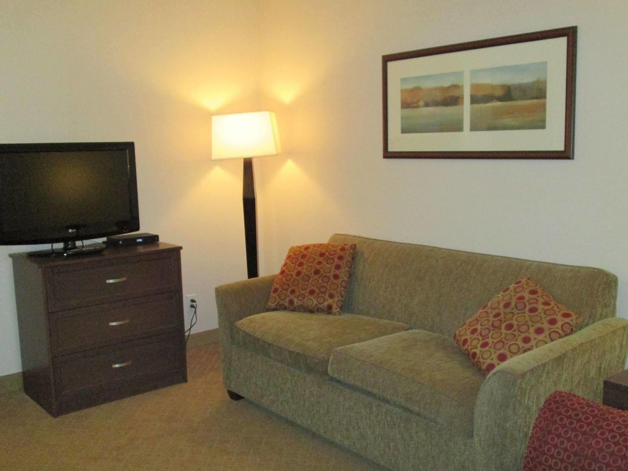 Hotel Country & By Radisson, Calgary-northeast